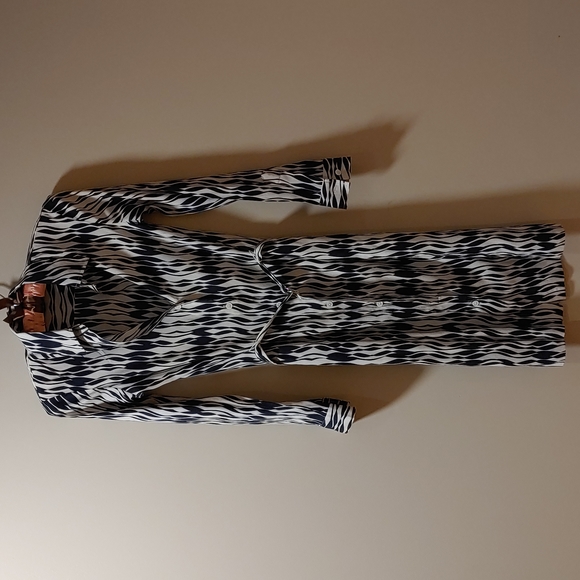 👗Theory Silk Belted Shirt Dress - Picture 2 of 7